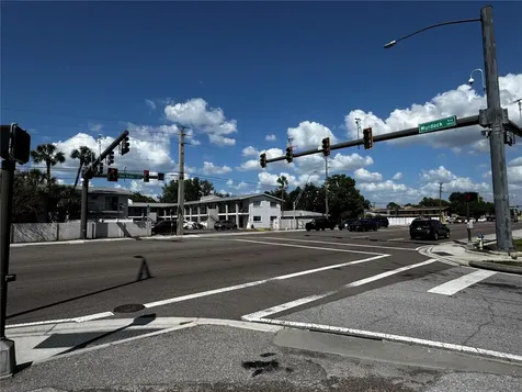 3090 Bee Ridge Road Sarasota FL 34239