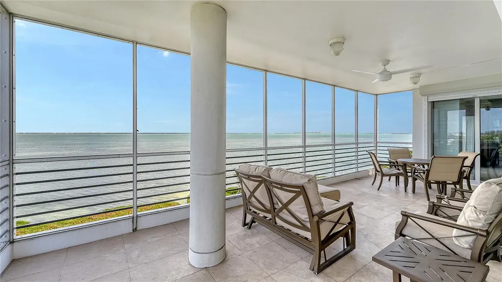2450 Harbourside Drive Longboat Key FL 34228