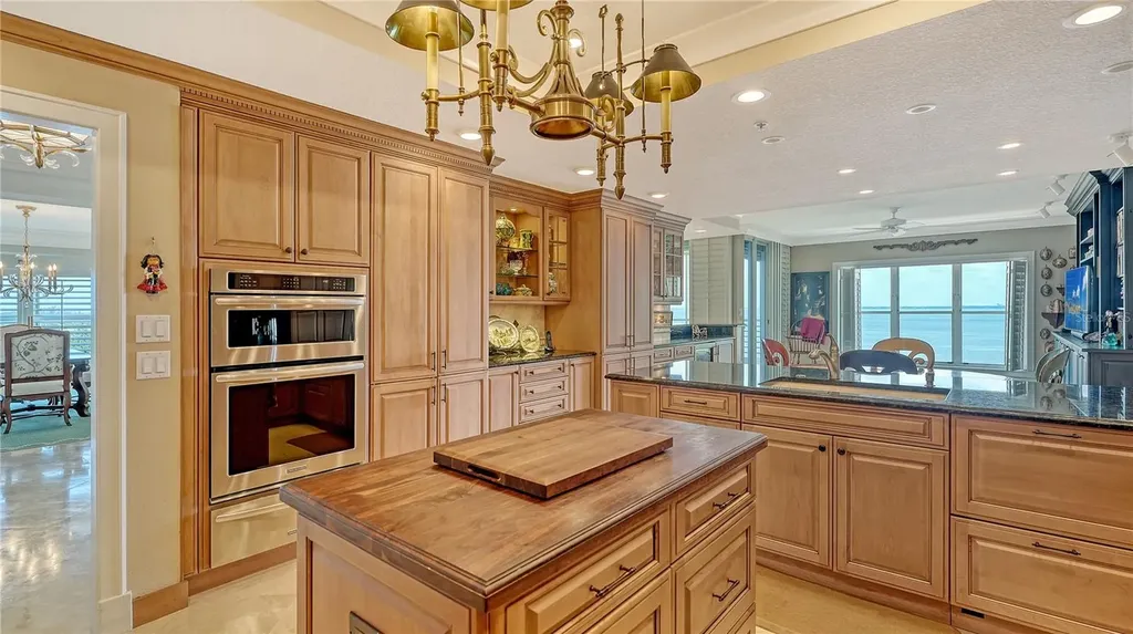 2450 Harbourside Drive Longboat Key FL 34228