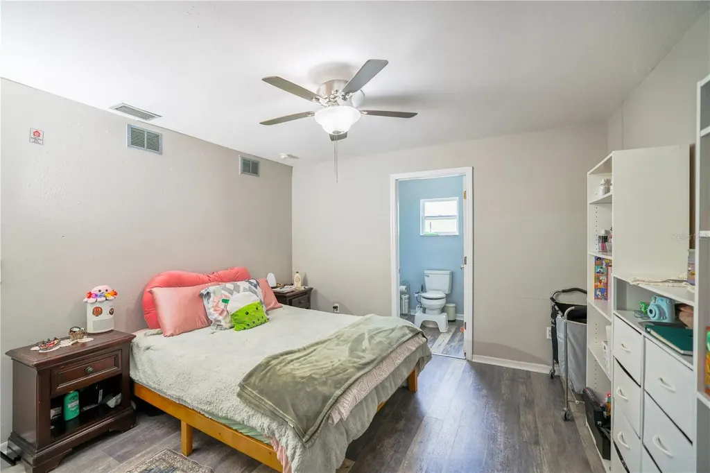 4610 Courtland Street Tampa FL 33610