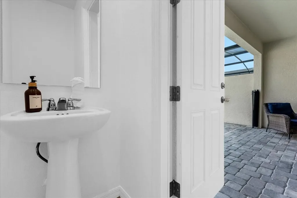 1644 Tropical Palms Circle Kissimmee FL 34747