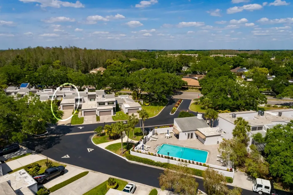 4207 Fairway Run Tampa FL 33618
