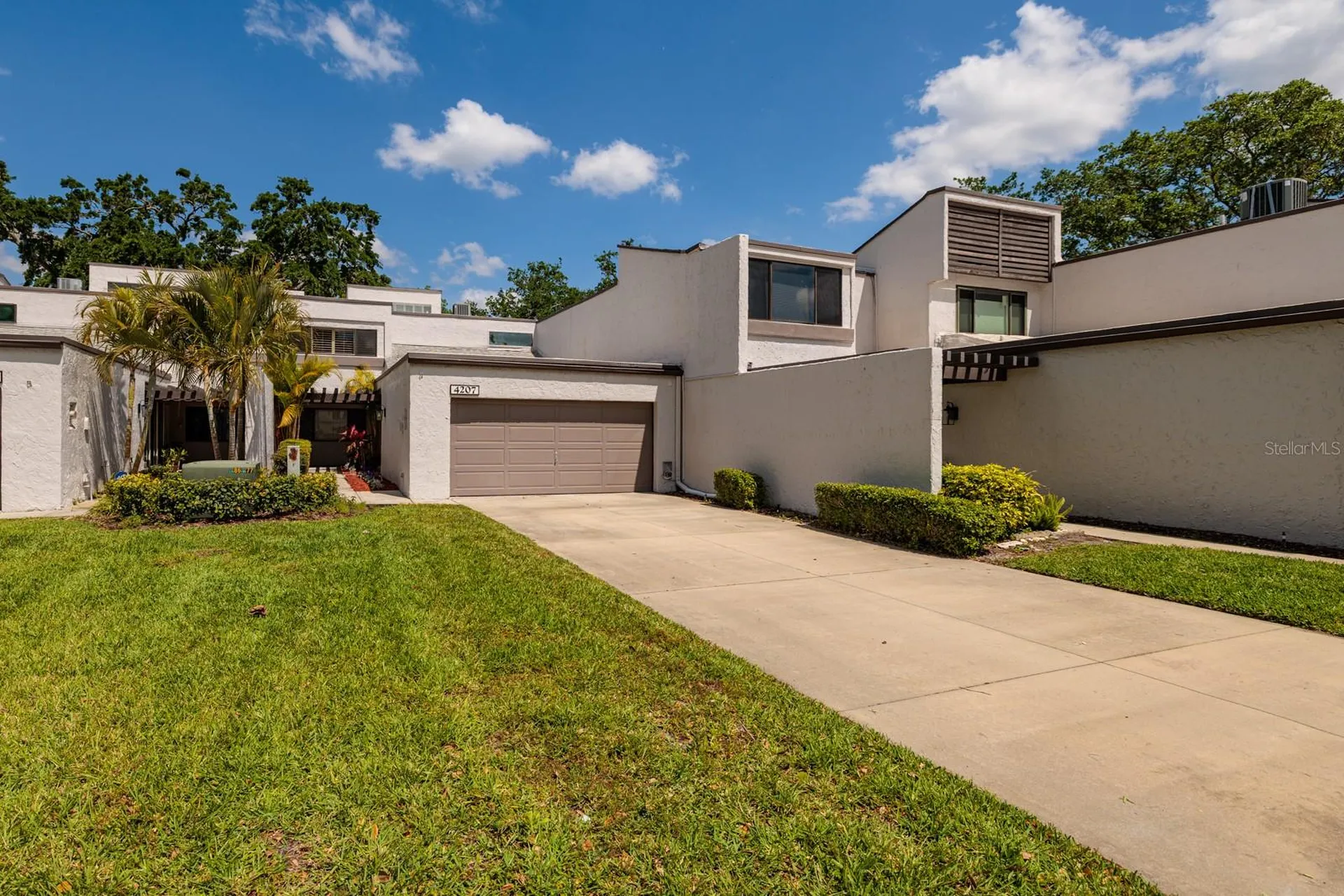 4207 Fairway Run Tampa FL 33618