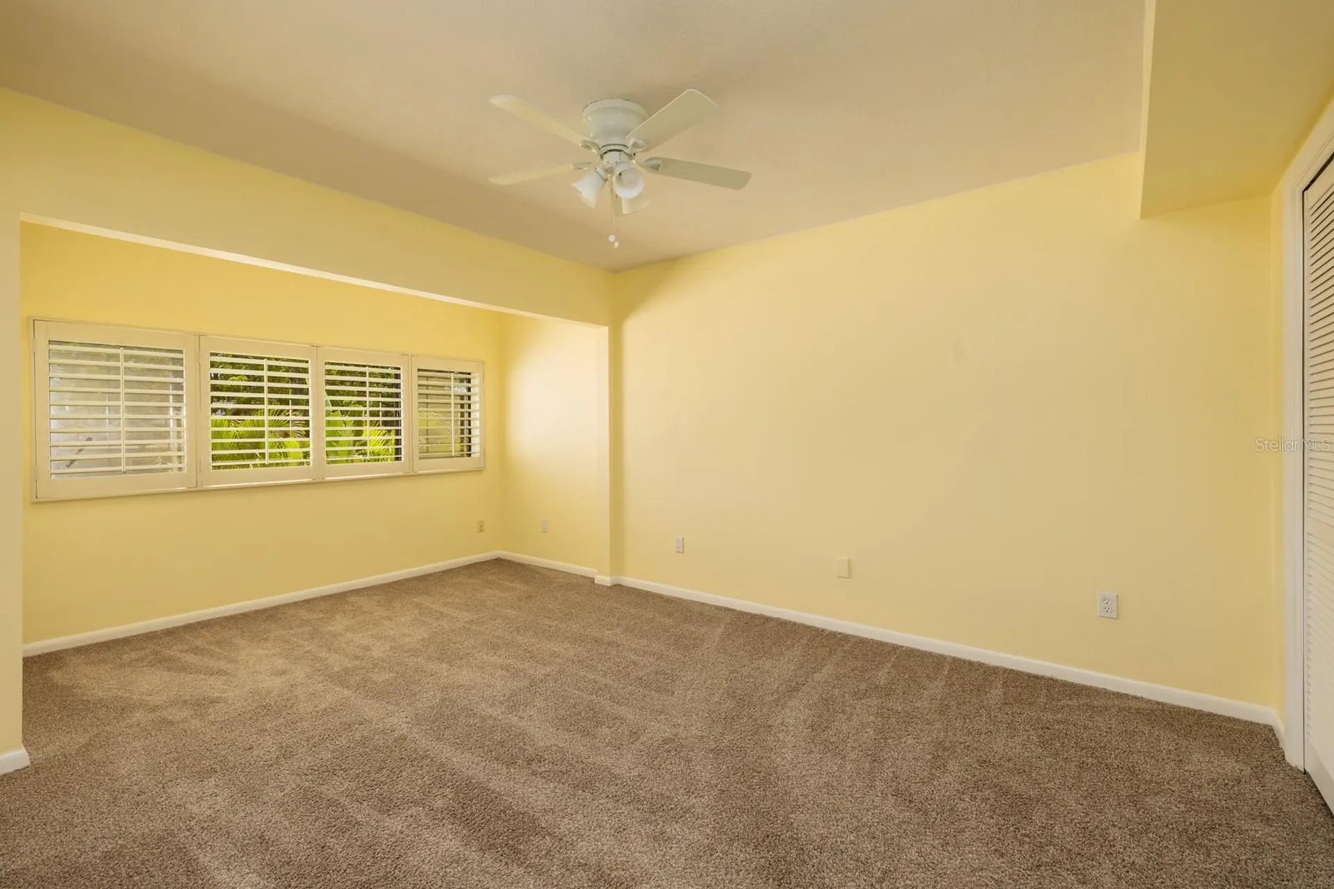 4207 Fairway Run Tampa FL 33618