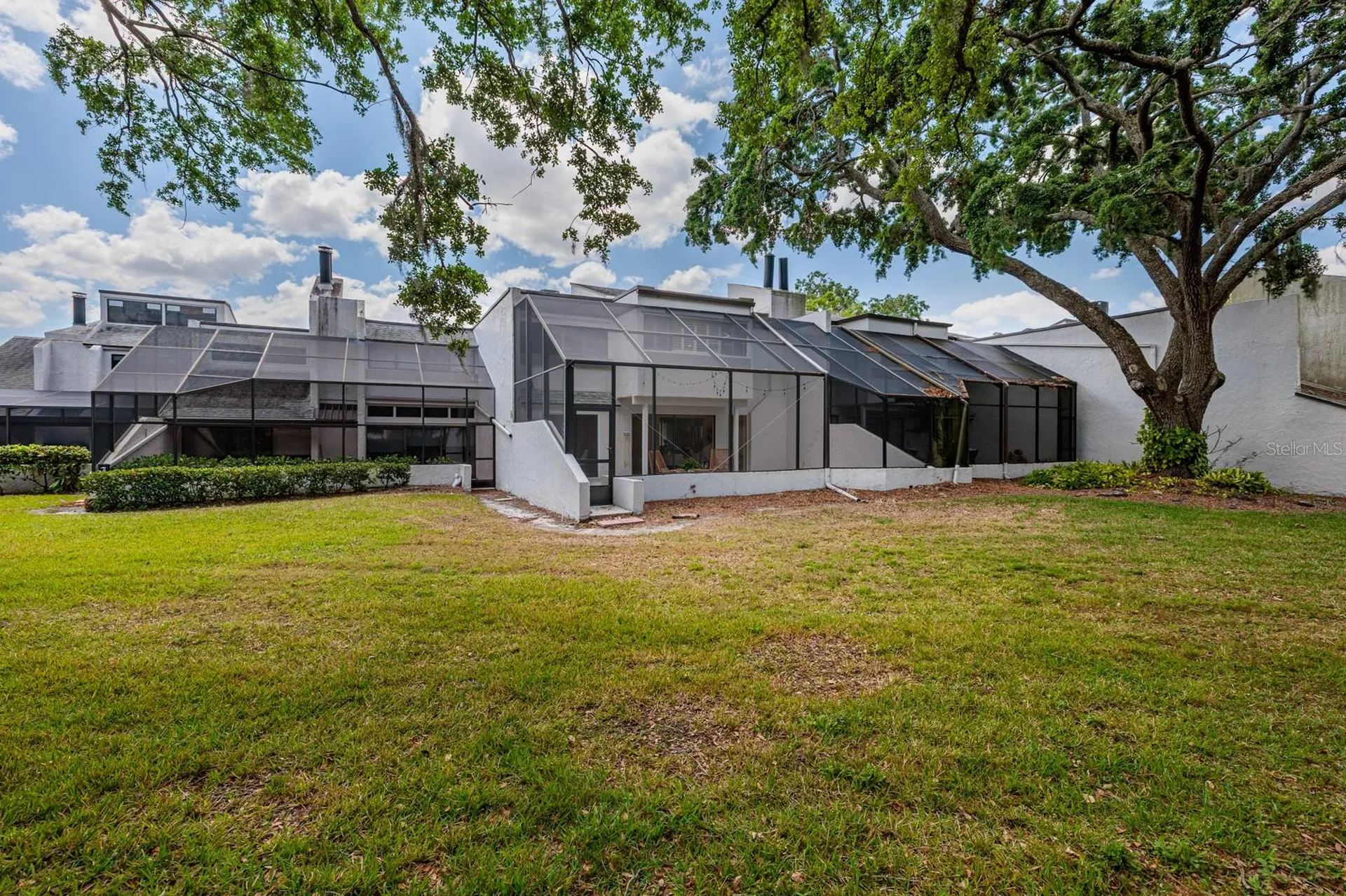 4207 Fairway Run Tampa FL 33618