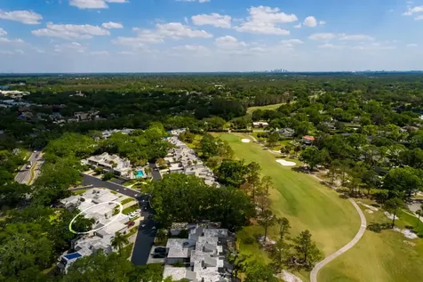 4207 Fairway Run Tampa FL 33618