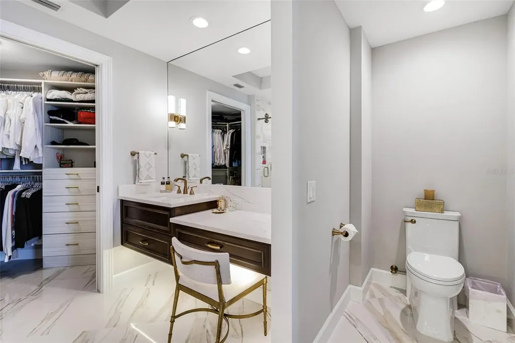 2745 1st Street Fort Myers FL 33916