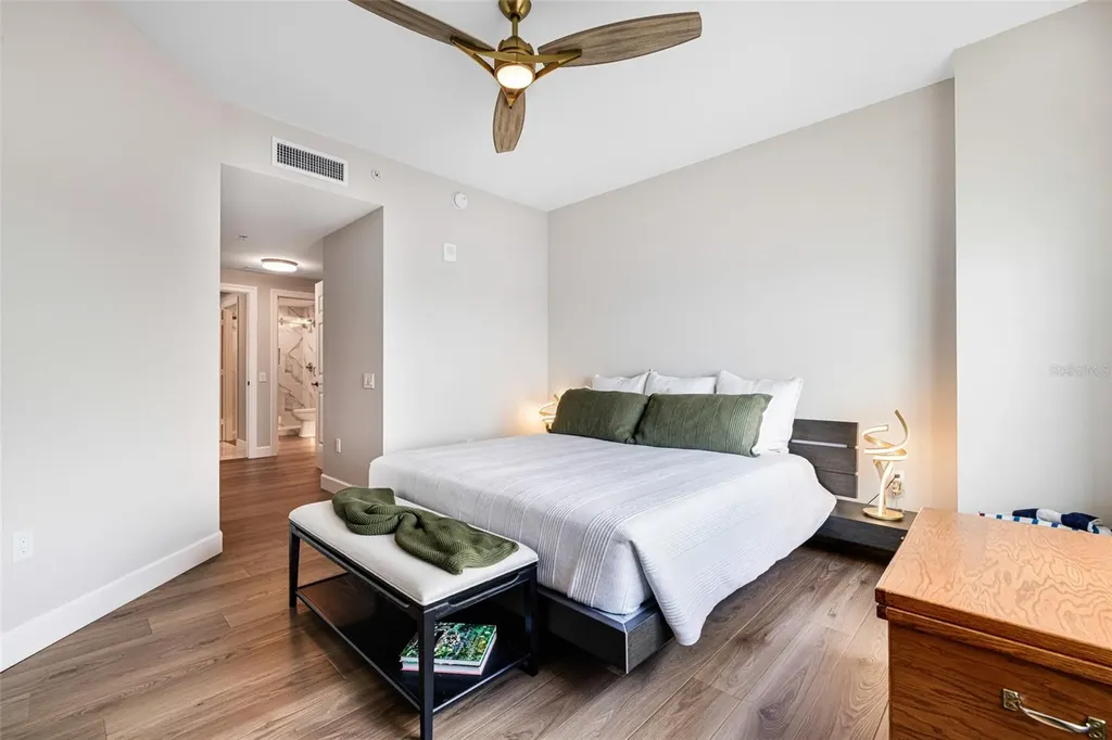 2745 1st Street Fort Myers FL 33916