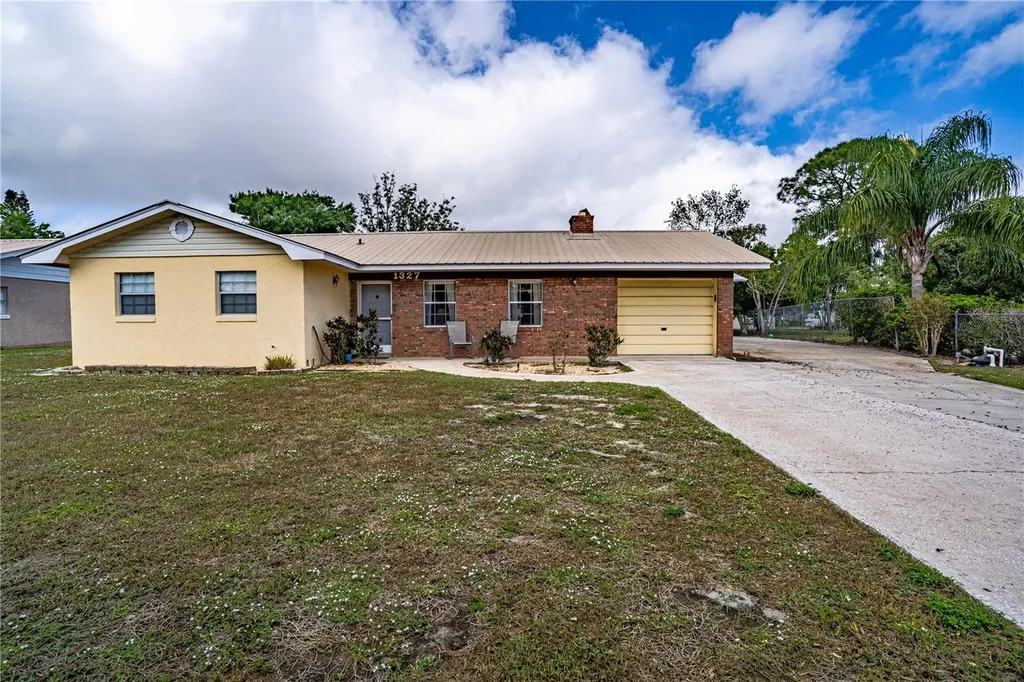 1327 Deer Park Court Sebring FL 33872