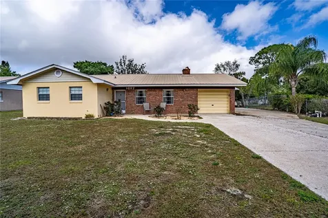 1327 Deer Park Court Sebring FL 33872