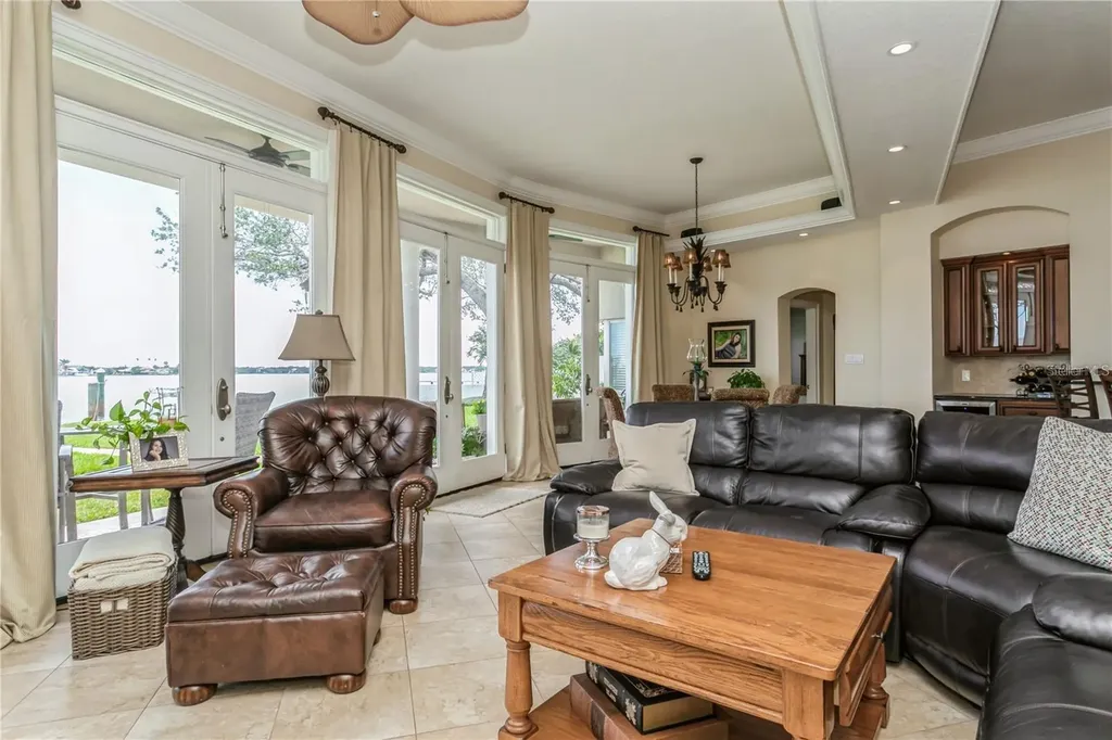 3 Paradise Lane Treasure Island FL 33706