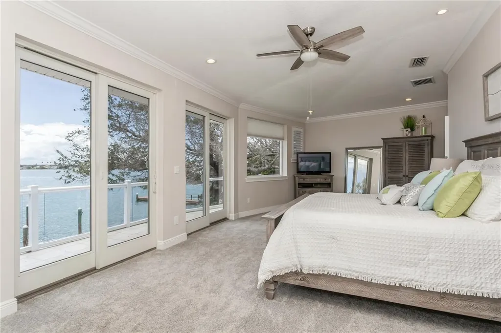 3 Paradise Lane Treasure Island FL 33706