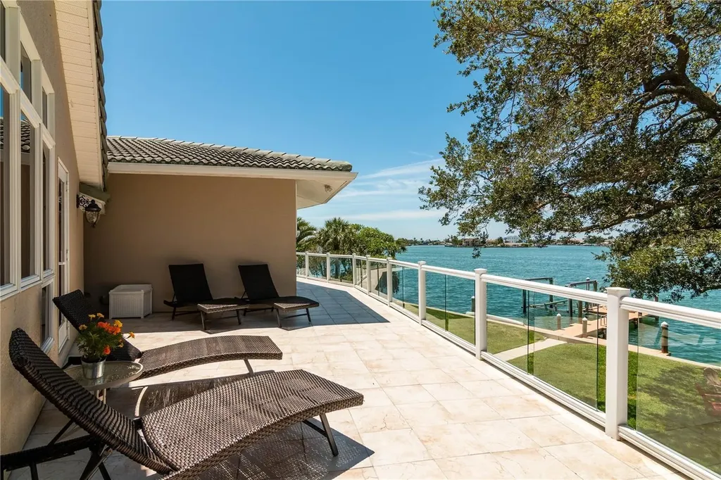 3 Paradise Lane Treasure Island FL 33706