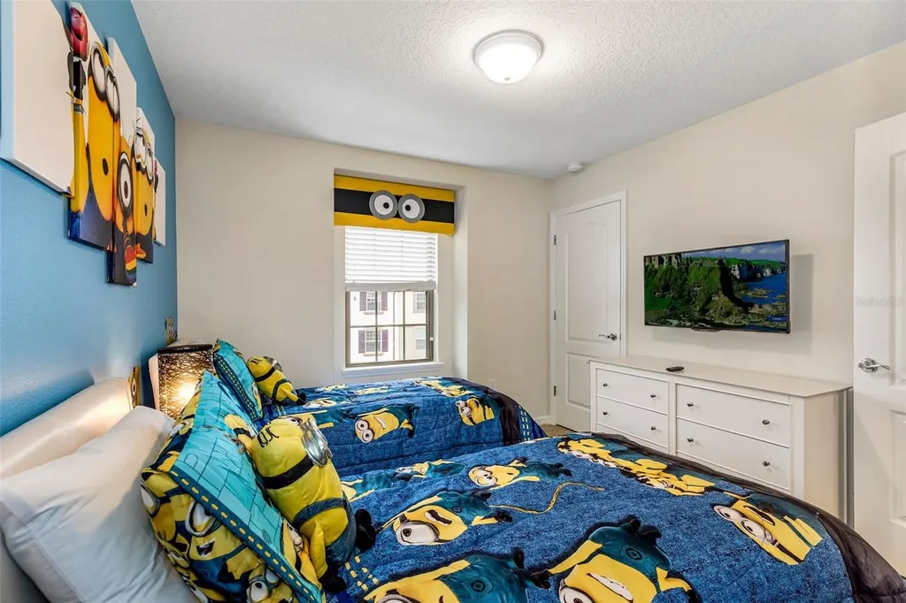 8887 Geneve Court Kissimmee FL 34747