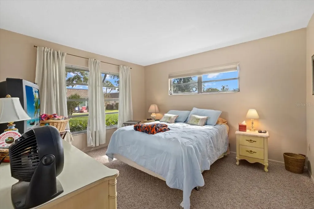 1343 Glendale Circle W Sarasota FL 34232