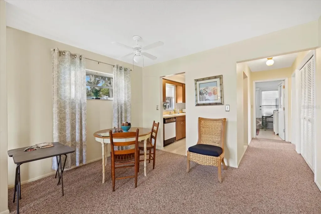 1343 Glendale Circle W Sarasota FL 34232