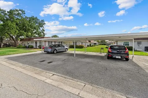 1343 Glendale Circle W Sarasota FL 34232