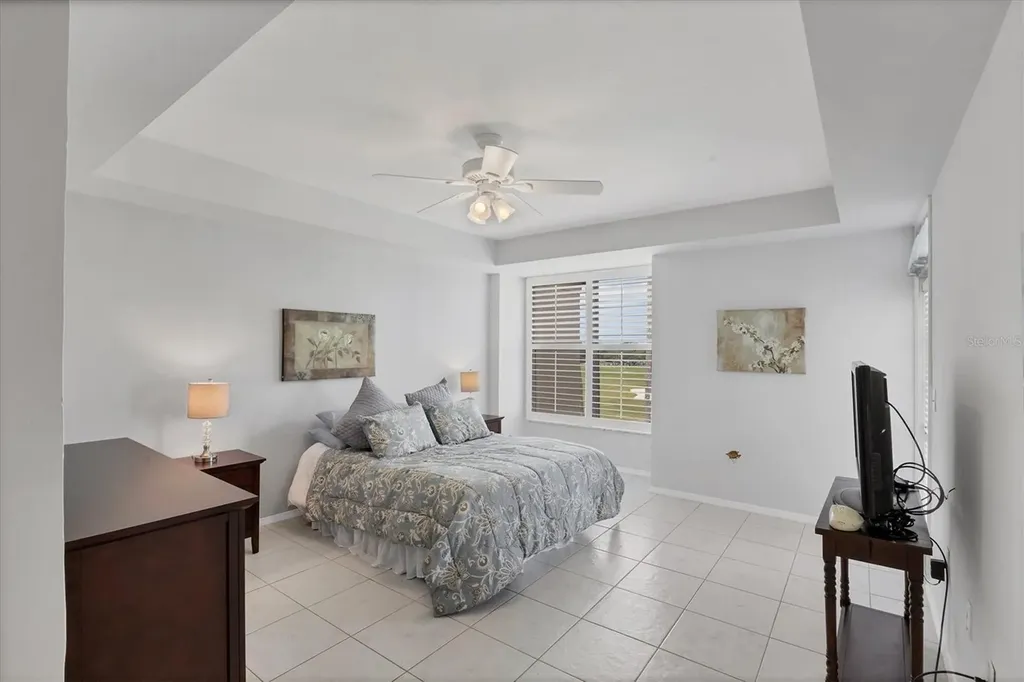 7334 Regina Royale Sarasota FL 34238