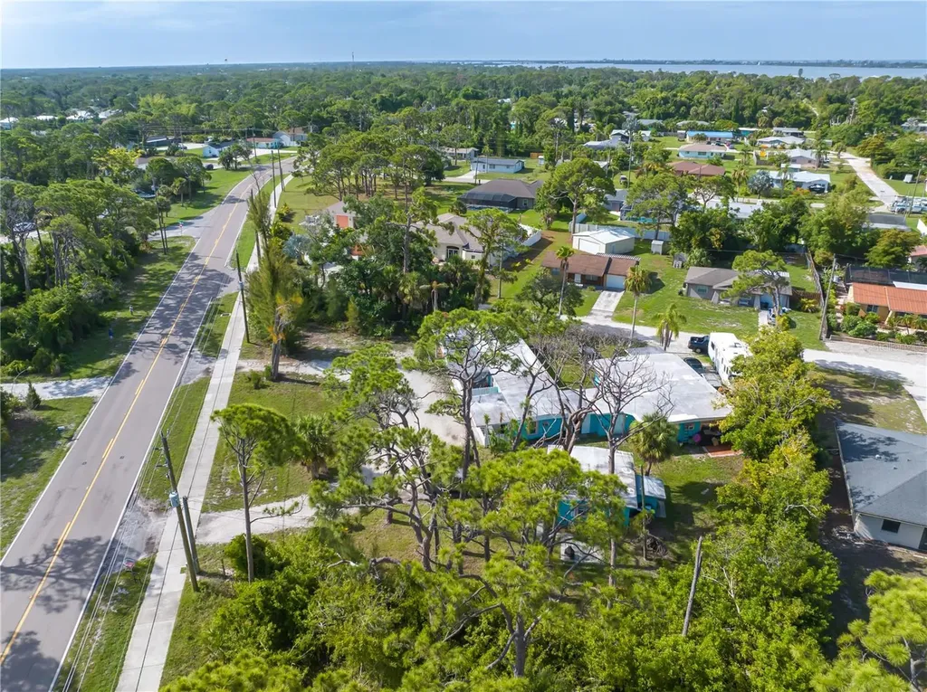 600 Old Englewood Road Englewood FL 34223