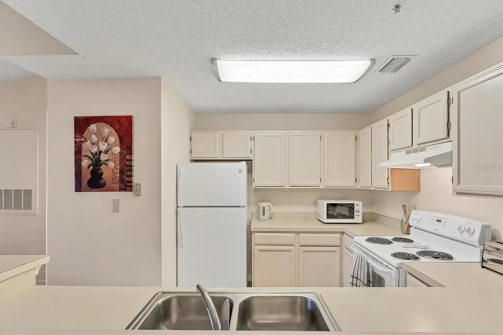 4017 Crockers Lake Boulevard Sarasota FL 34238