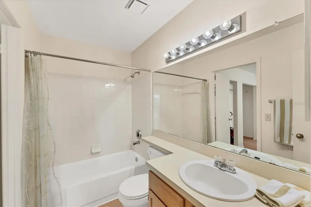 4017 Crockers Lake Boulevard Sarasota FL 34238