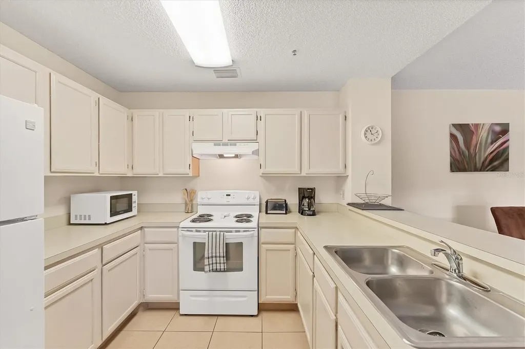 4017 Crockers Lake Boulevard Sarasota FL 34238