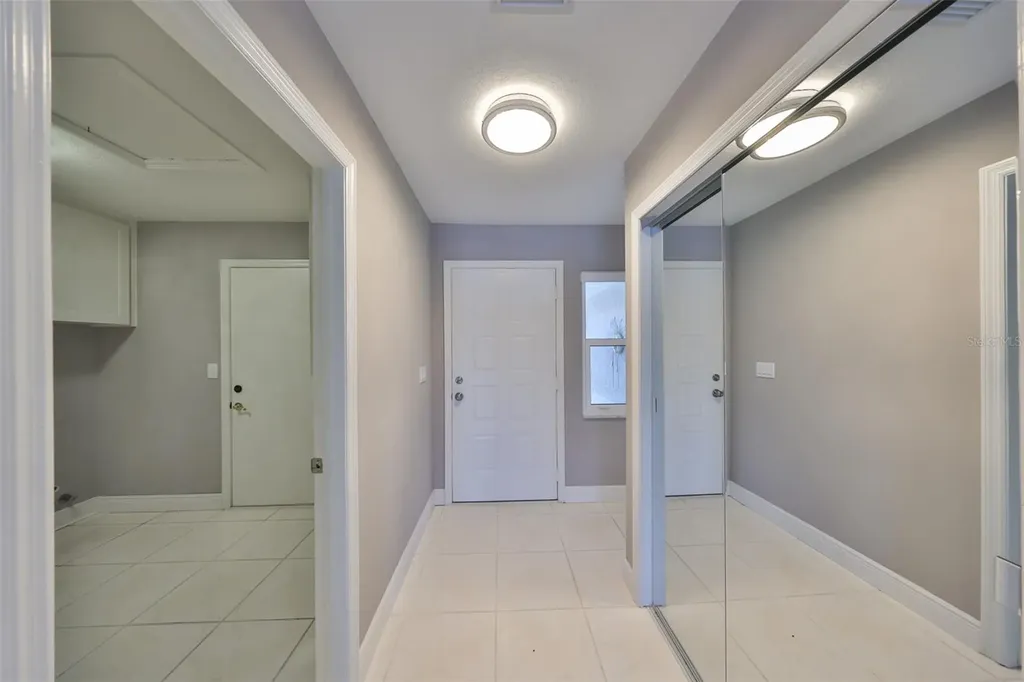1806 Wolf Laurel Drive Sun City Center FL 33573
