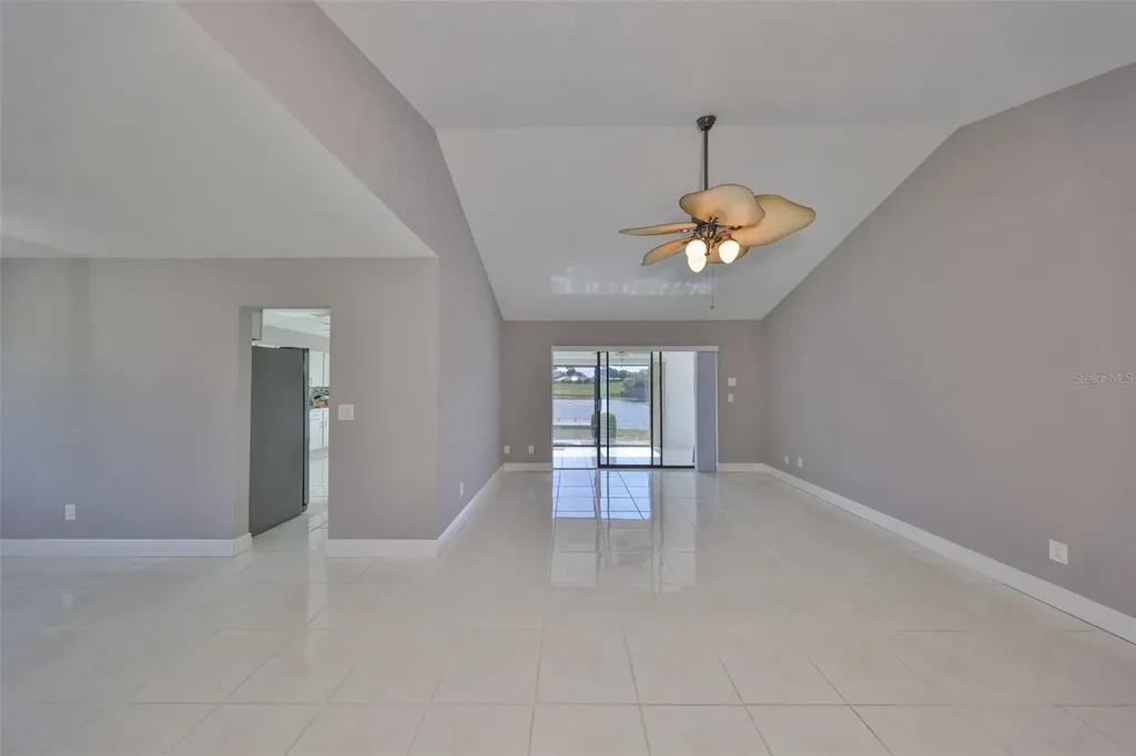 1806 Wolf Laurel Drive Sun City Center FL 33573