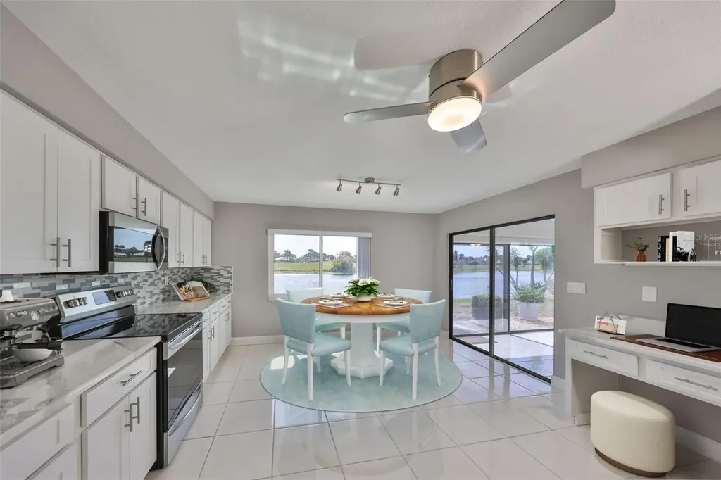 1806 Wolf Laurel Drive Sun City Center FL 33573