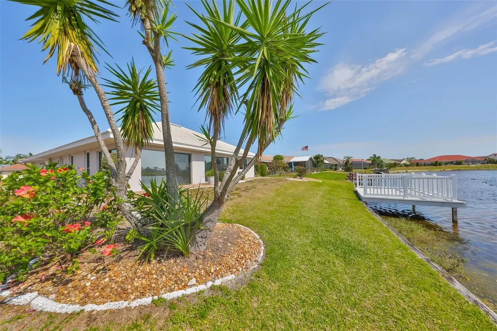 1806 Wolf Laurel Drive Sun City Center FL 33573