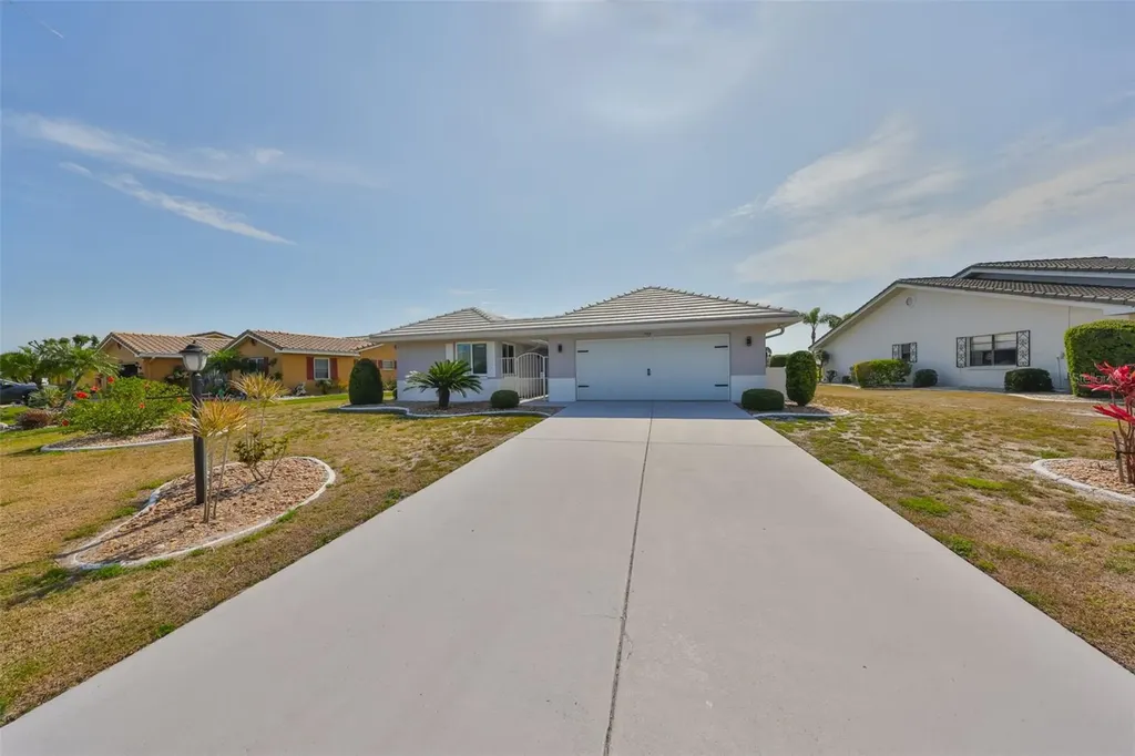 1806 Wolf Laurel Drive Sun City Center FL 33573