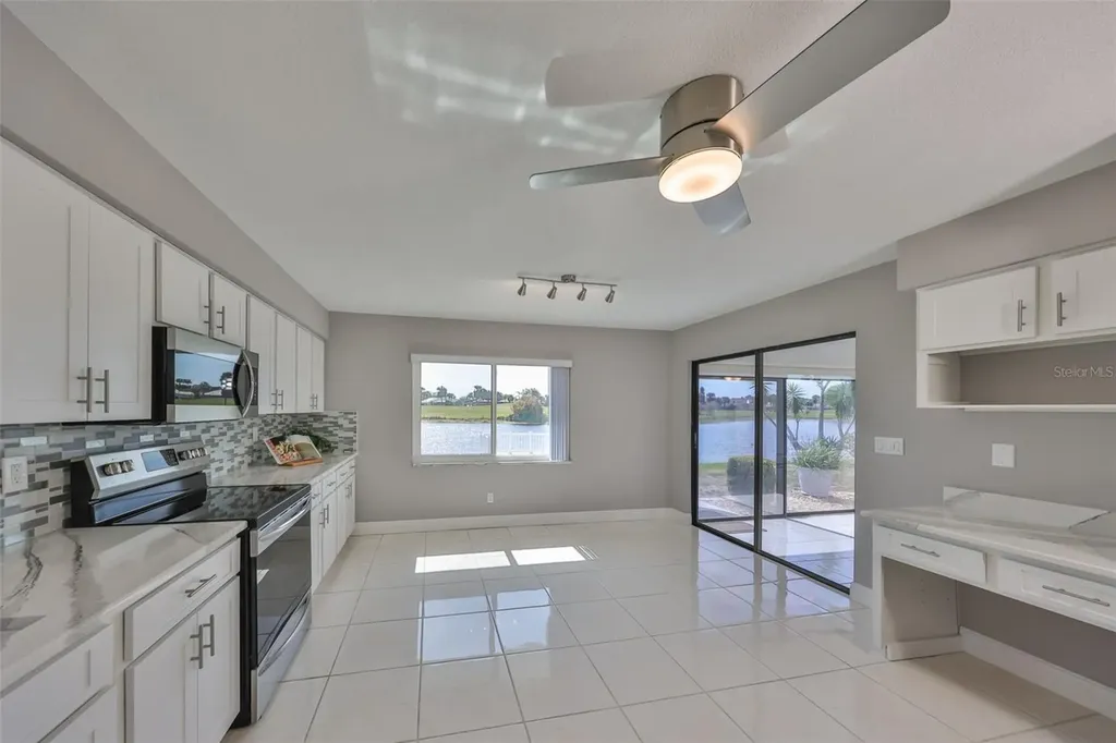 1806 Wolf Laurel Drive Sun City Center FL 33573