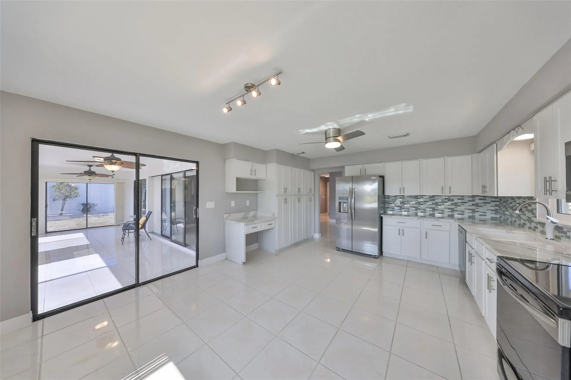 1806 Wolf Laurel Drive Sun City Center FL 33573