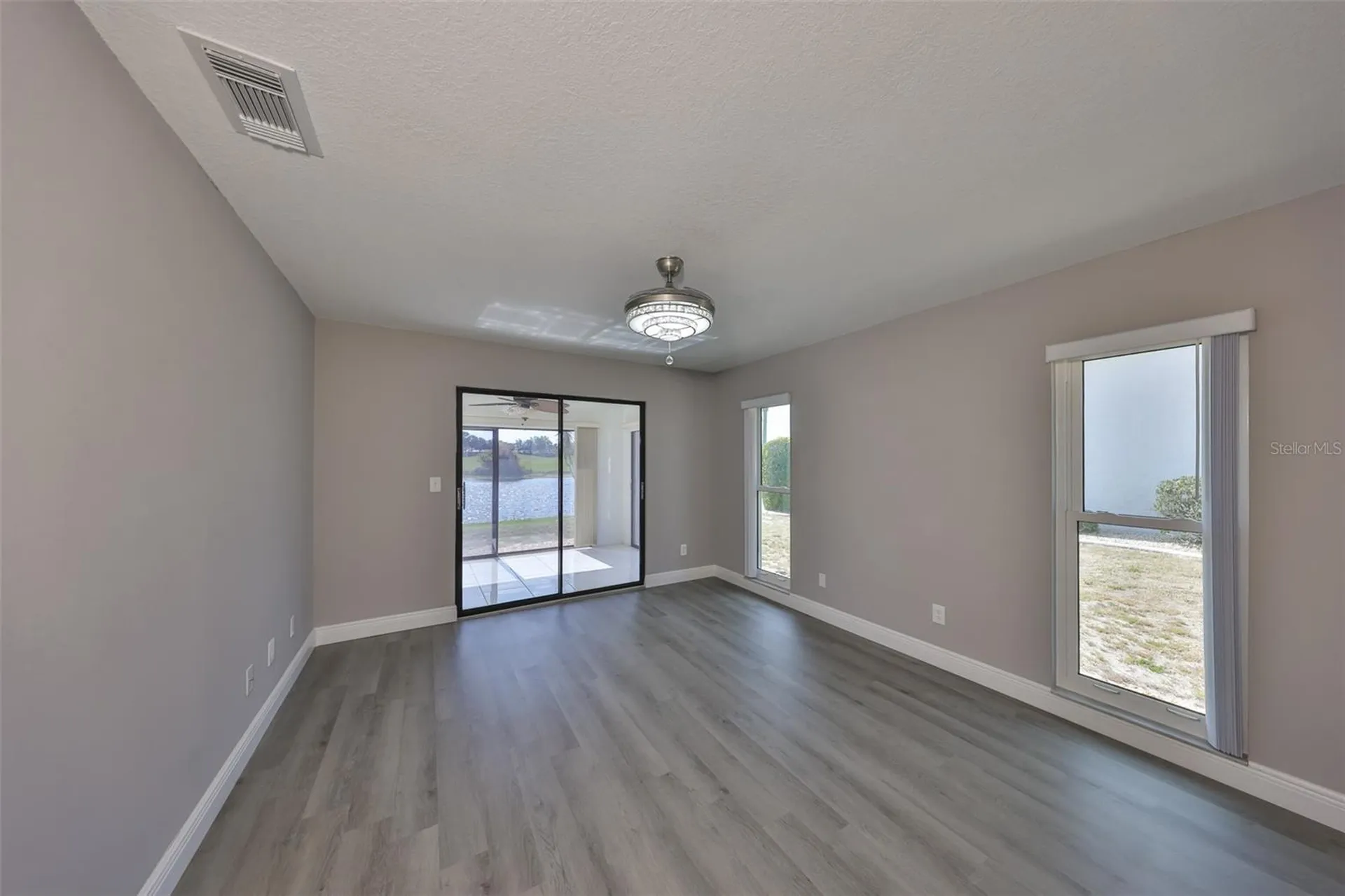 1806 Wolf Laurel Drive Sun City Center FL 33573