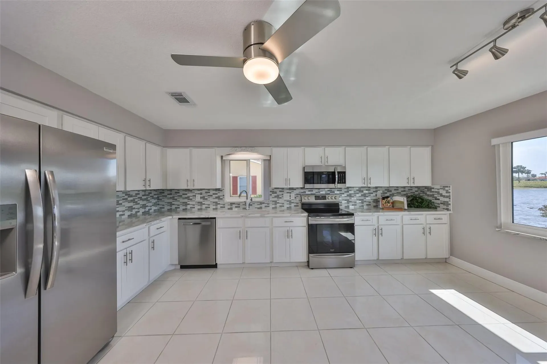 1806 Wolf Laurel Drive Sun City Center FL 33573