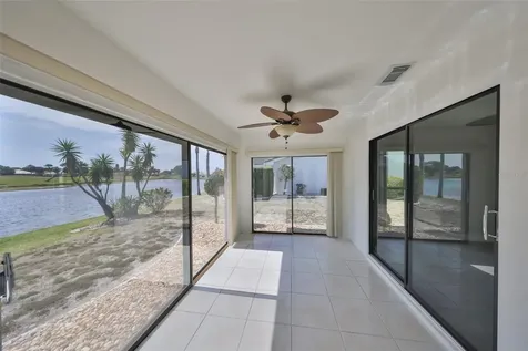 1806 Wolf Laurel Drive Sun City Center FL 33573