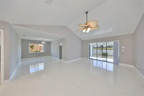 1806 Wolf Laurel Drive Sun City Center FL 33573