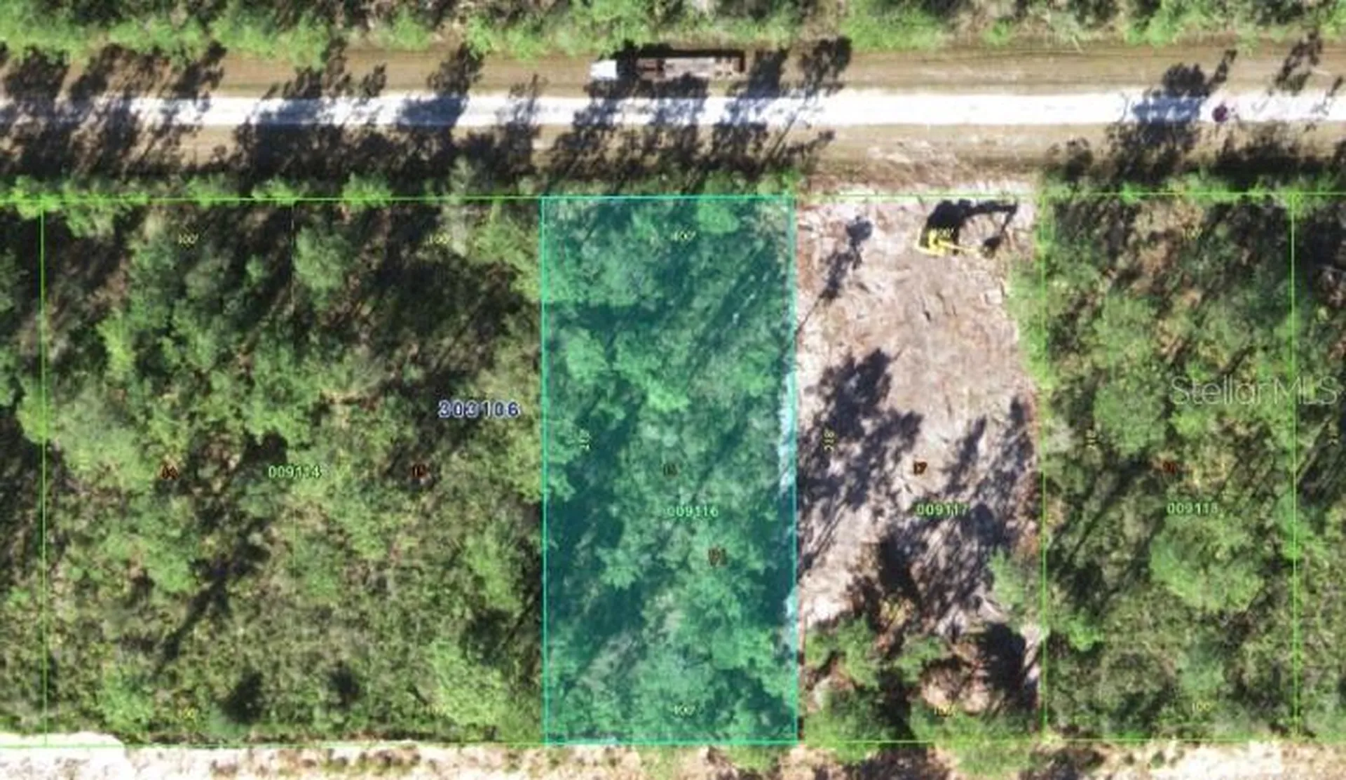 417 Azalea Drive Indian Lake Estates FL 33855