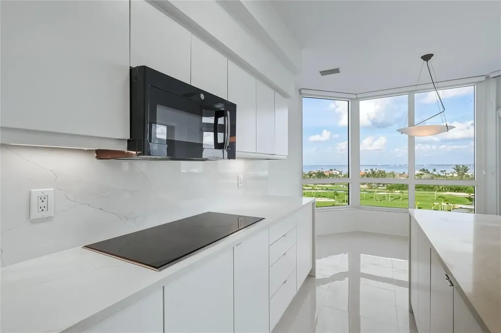 545 Sanctuary Drive Longboat Key FL 34228