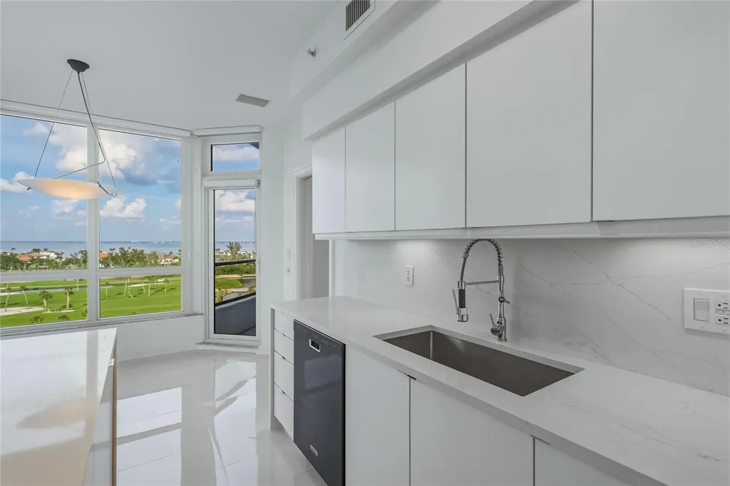 545 Sanctuary Drive Longboat Key FL 34228