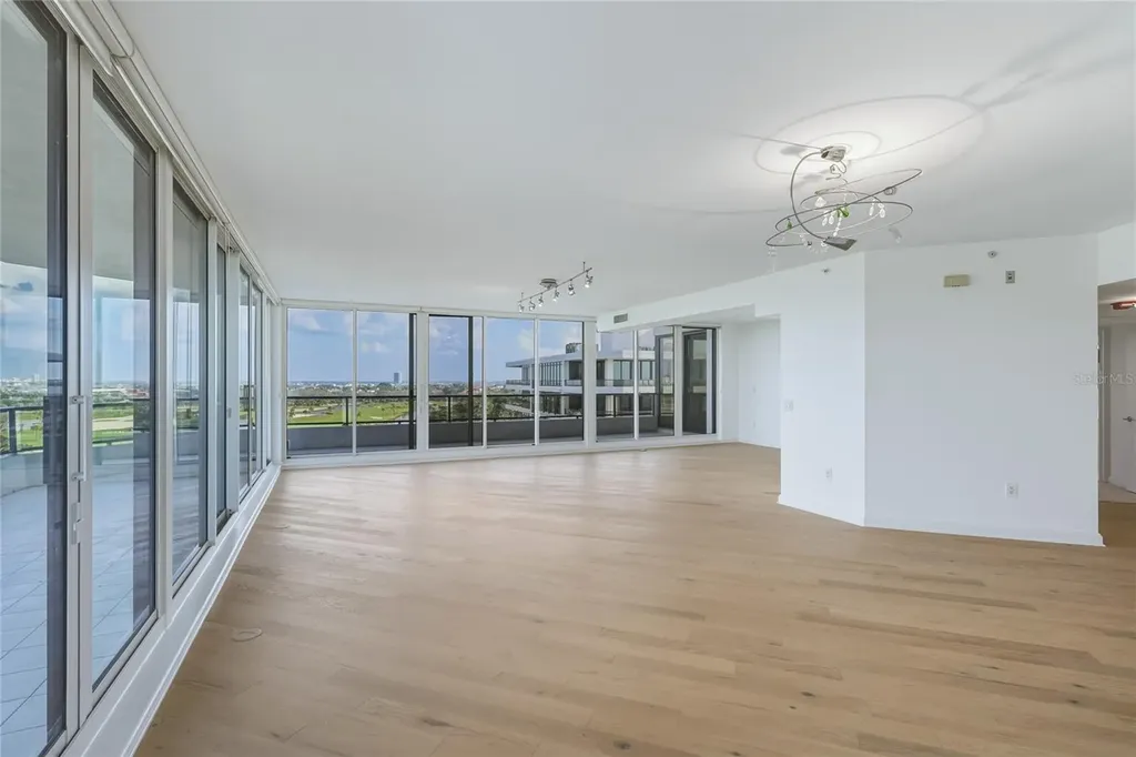 545 Sanctuary Drive Longboat Key FL 34228