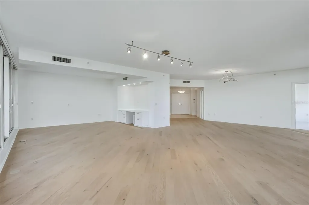 545 Sanctuary Drive Longboat Key FL 34228