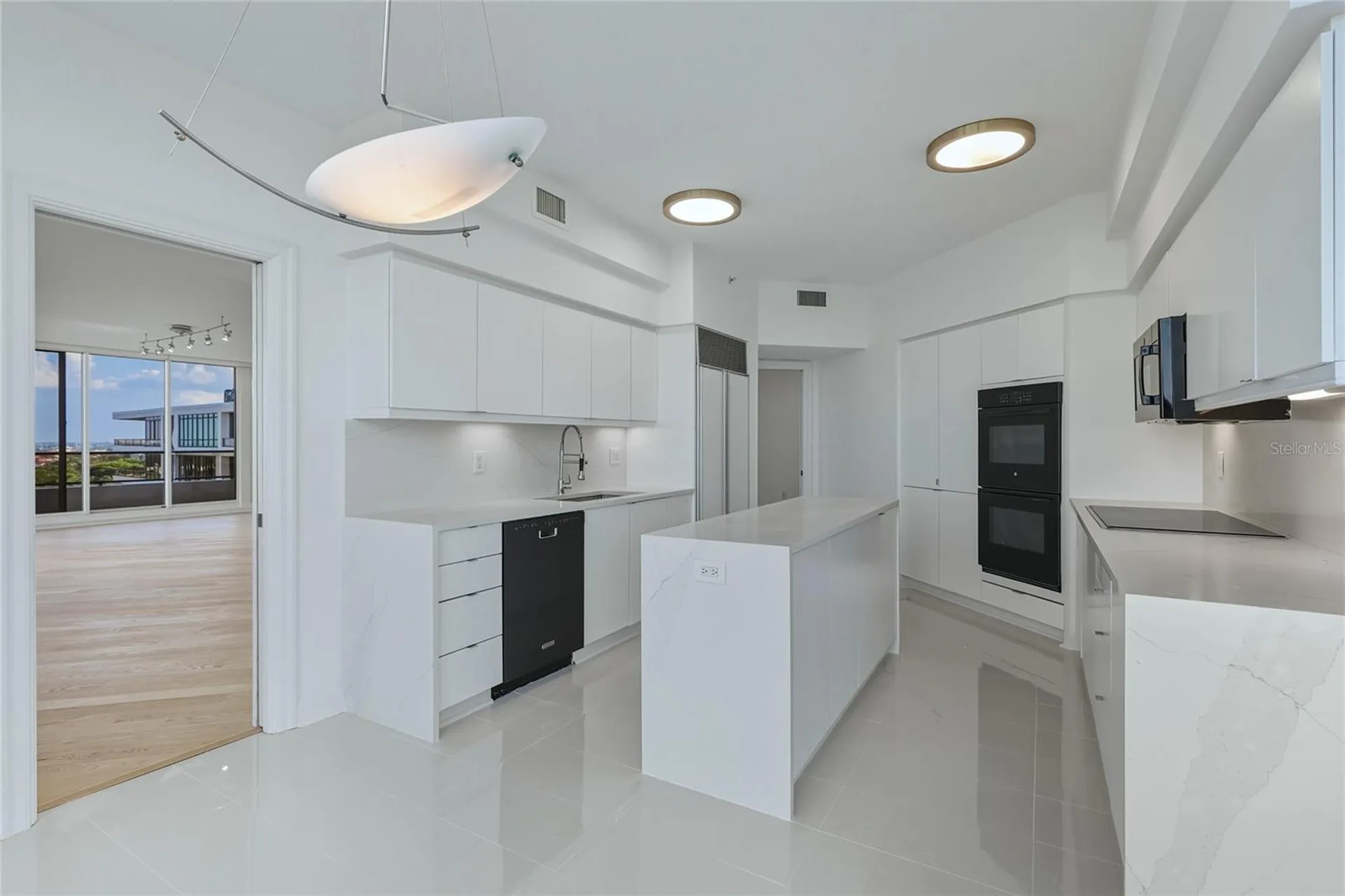 545 Sanctuary Drive Longboat Key FL 34228