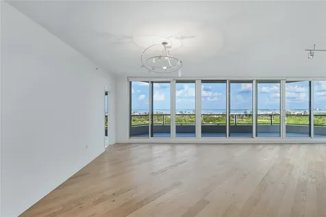 545 Sanctuary Drive Longboat Key FL 34228