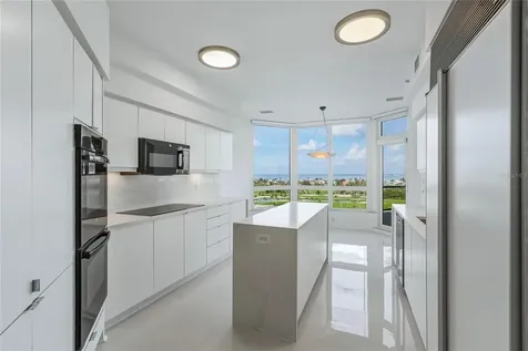 545 Sanctuary Drive Longboat Key FL 34228