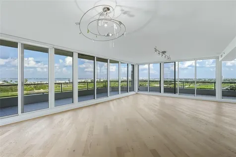 545 Sanctuary Drive Longboat Key FL 34228