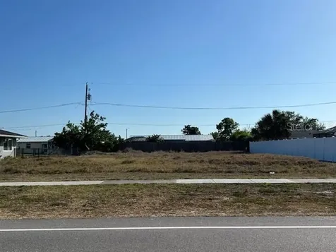 2491 Lake View Boulevard Port Charlotte FL 33948