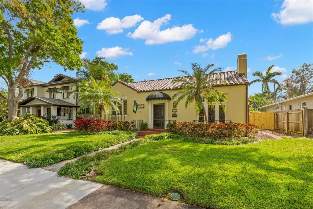 646 16th Avenue NE St Petersburg FL 33704