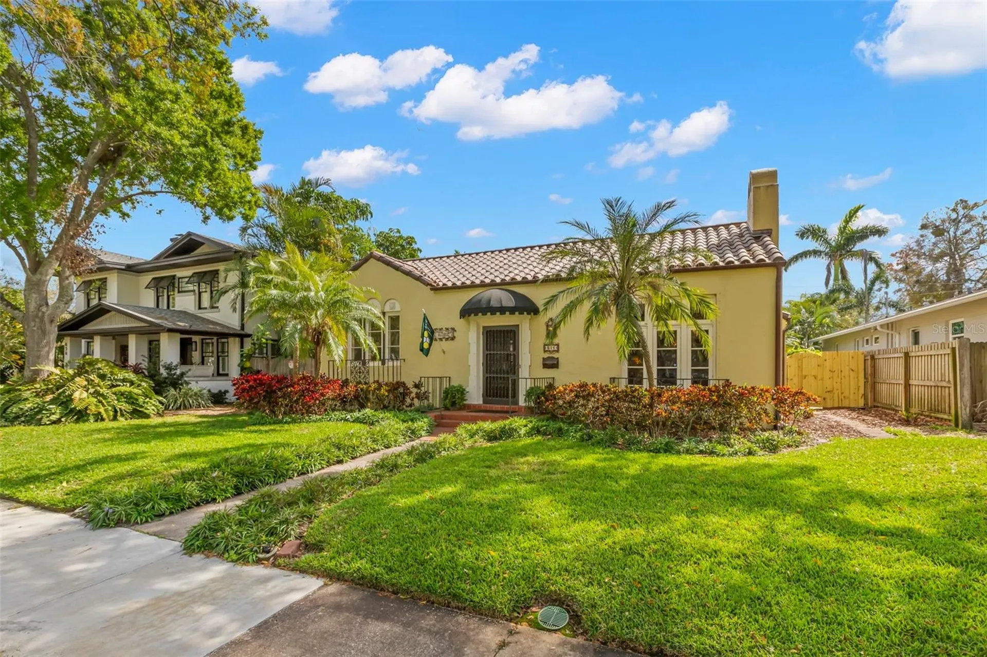 646 16th Avenue NE St Petersburg FL 33704