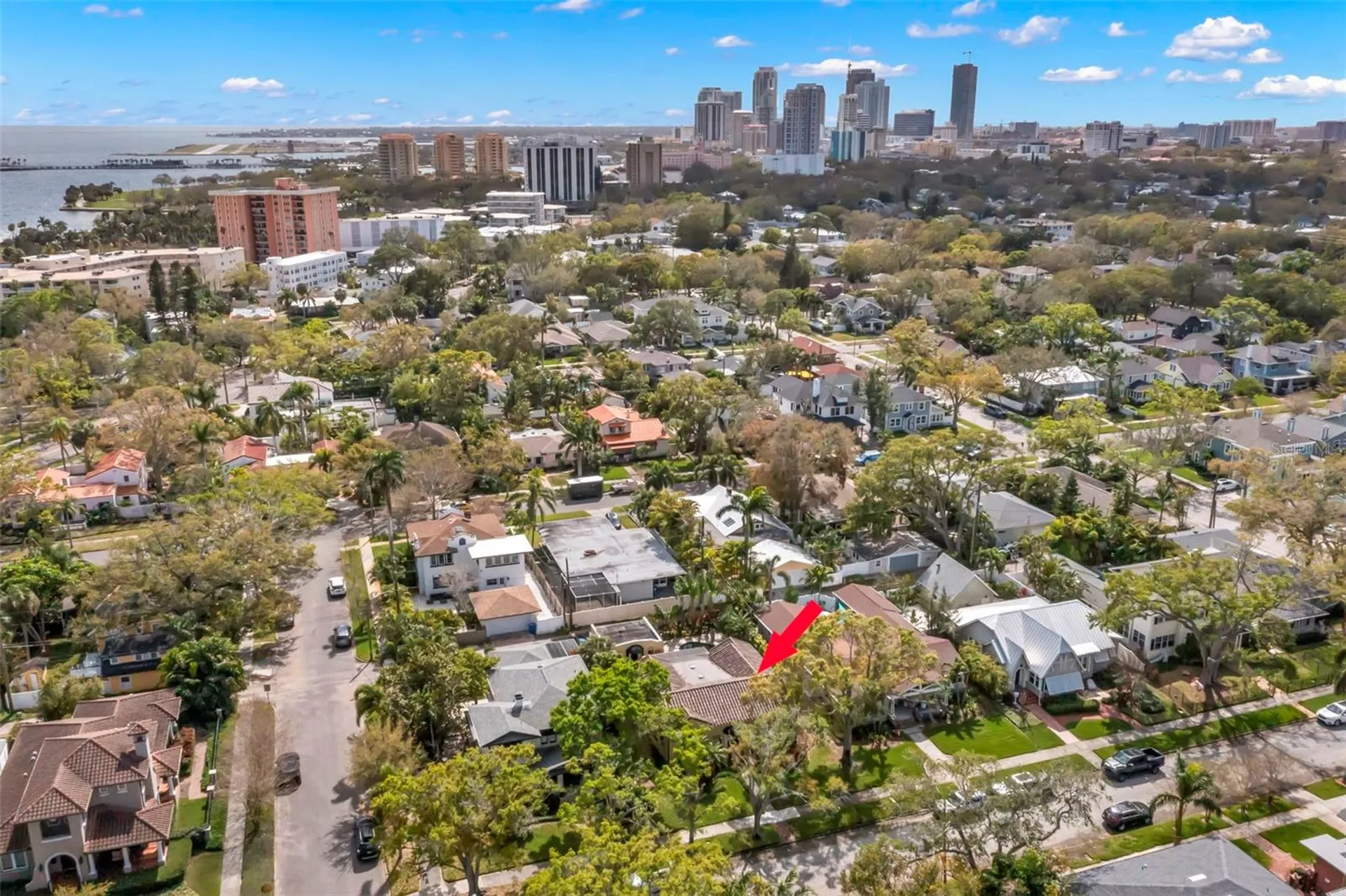 646 16th Avenue NE St Petersburg FL 33704